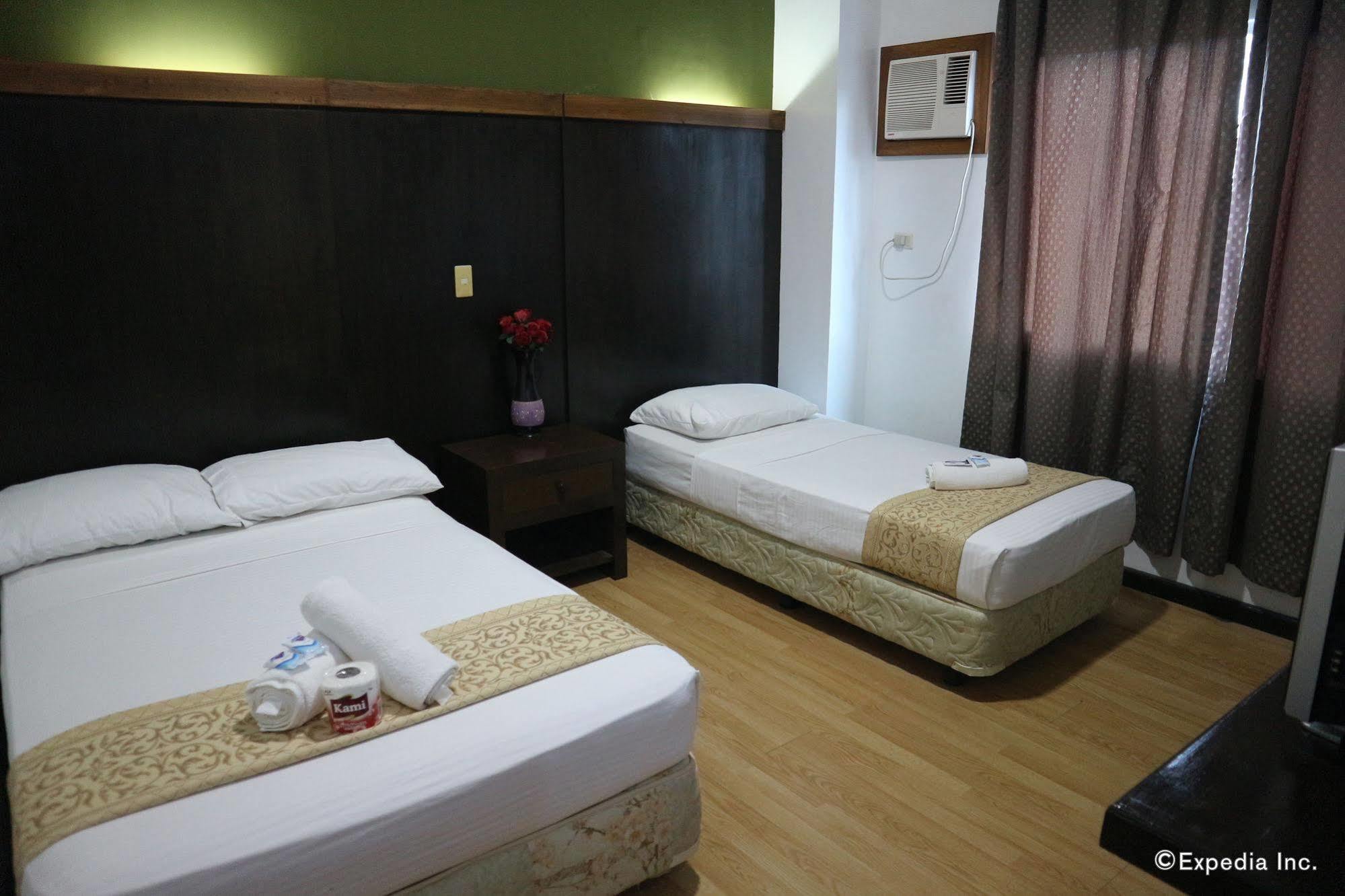 Basa Hotel Kalibo Exteriör bild